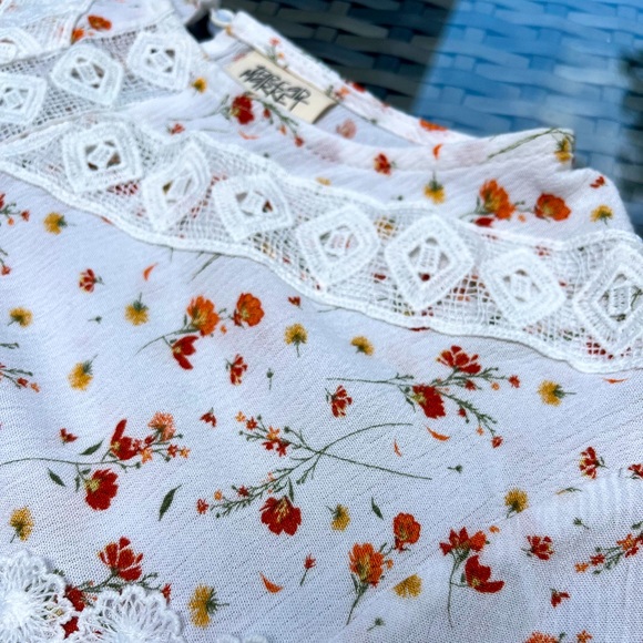 Thread Market Lace Top - Picture 4 of 8